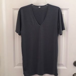 Uniqulo Men’s M Shirt